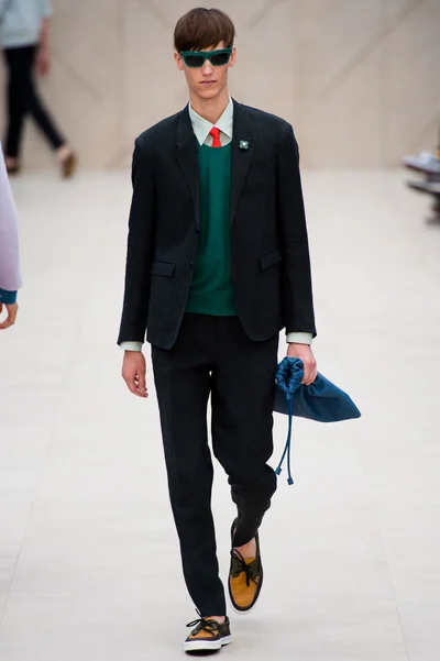 Look 30
